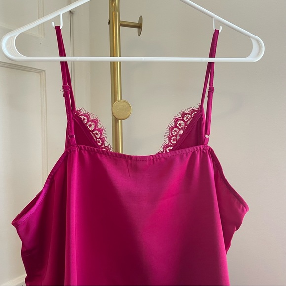 AND NWT Magenta Cami Tank Lace Trim & Adjustable Spaghetti Straps - Picture 11 of 17